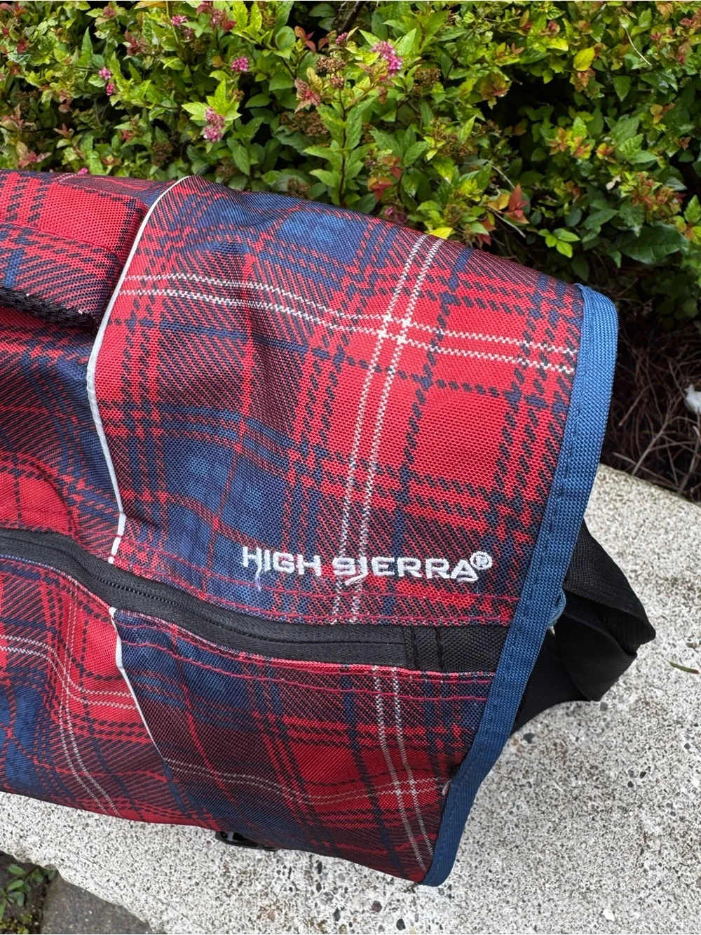 NWOT High Sierra Red and Navy Plaid Messenger Bag
